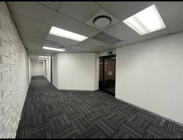 OFFICE PROPERTY TO RENT IN BEDFORD PARK